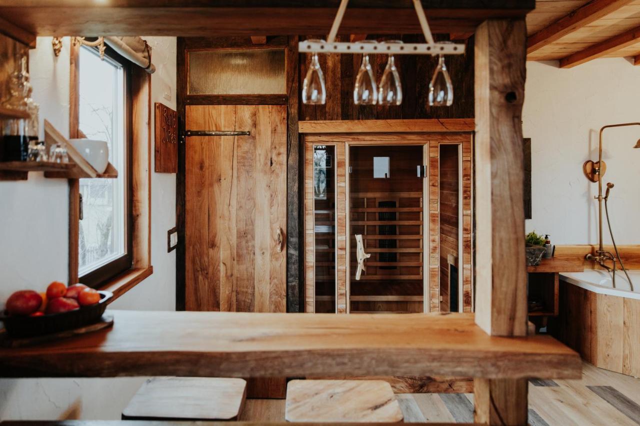 Готель Treehouse Drevesna Hiska Strkovo Gnezdo Ranc Jures Лютомер Екстер'єр фото