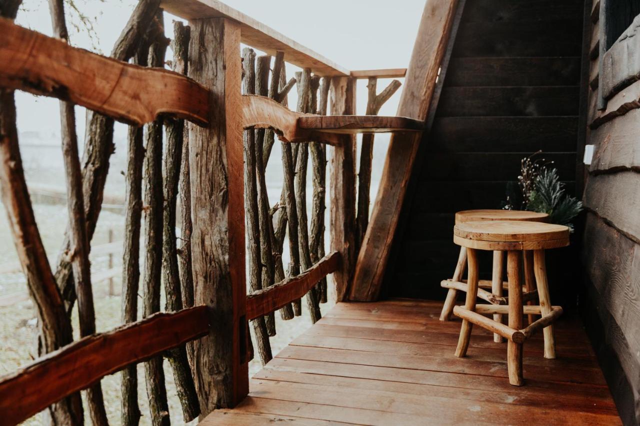 Готель Treehouse Drevesna Hiska Strkovo Gnezdo Ranc Jures Лютомер Екстер'єр фото