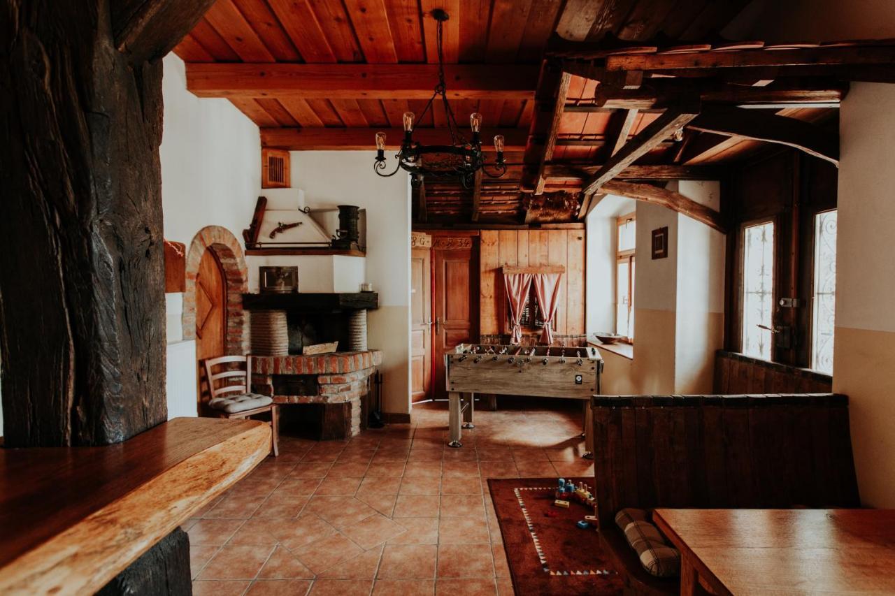 Готель Treehouse Drevesna Hiska Strkovo Gnezdo Ranc Jures Лютомер Екстер'єр фото