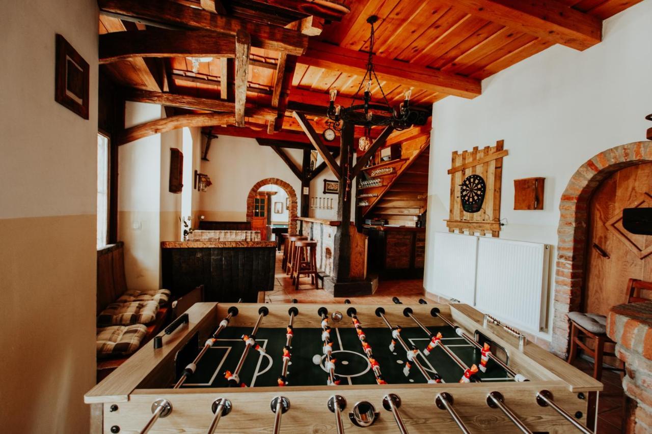 Готель Treehouse Drevesna Hiska Strkovo Gnezdo Ranc Jures Лютомер Екстер'єр фото